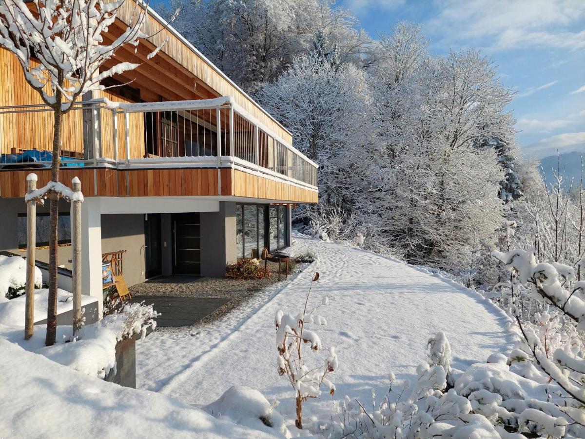 Casa Farnach Apartamento Bildstein Exterior foto